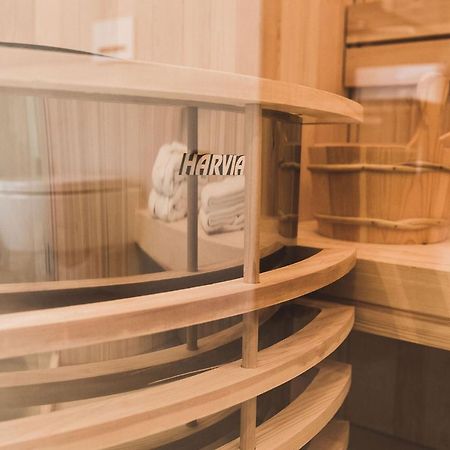 Steillage - Design Moselsuiten Mit Panoramablick Und Spa Brauneberg Bagian luar foto