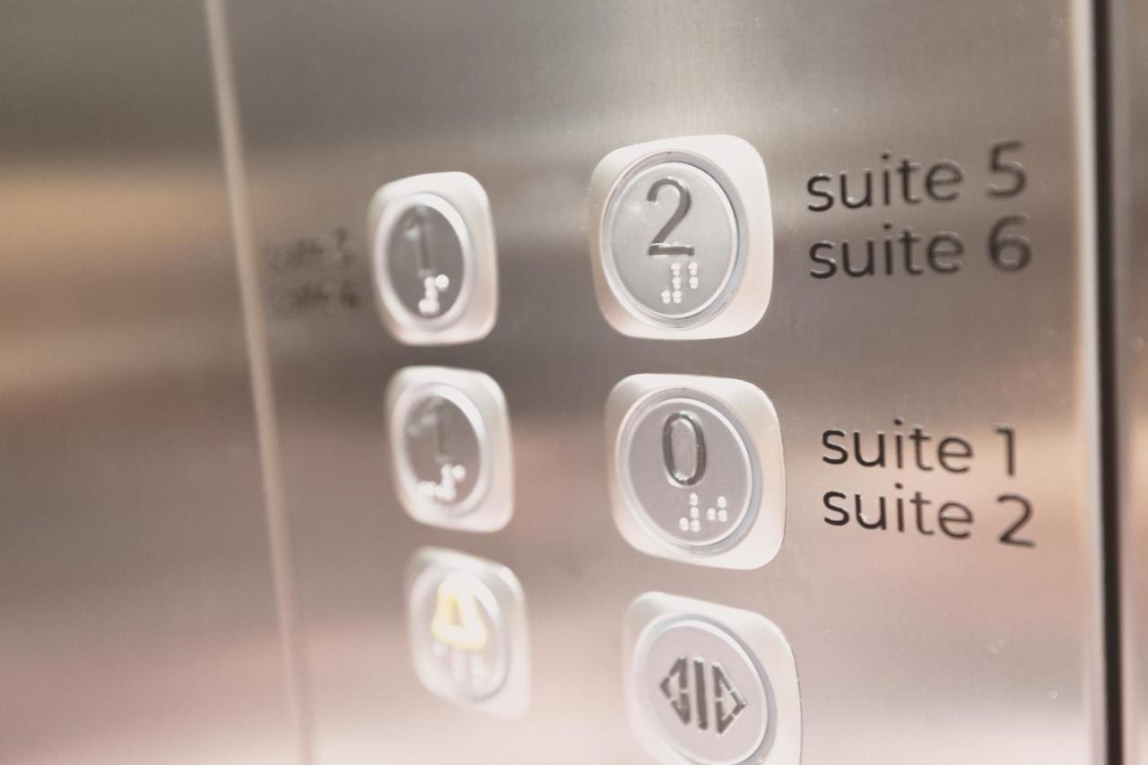 Steillage - Design Moselsuiten Mit Panoramablick Und Spa Brauneberg Bagian luar foto
