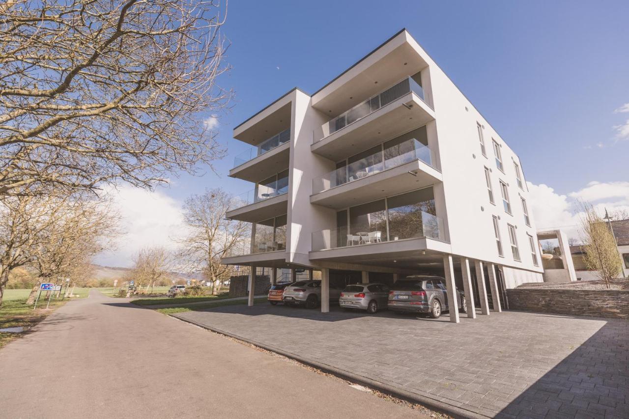Steillage - Design Moselsuiten Mit Panoramablick Und Spa Brauneberg Bagian luar foto