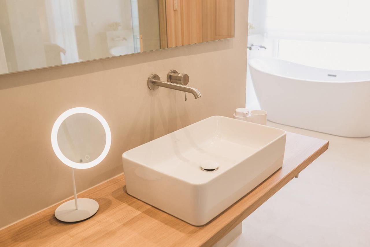 Steillage - Design Moselsuiten Mit Panoramablick Und Spa Brauneberg Bagian luar foto