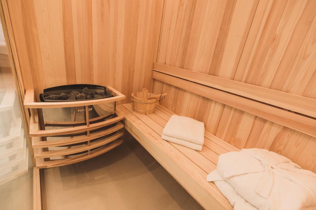 Steillage - Design Moselsuiten Mit Panoramablick Und Spa Brauneberg Bagian luar foto