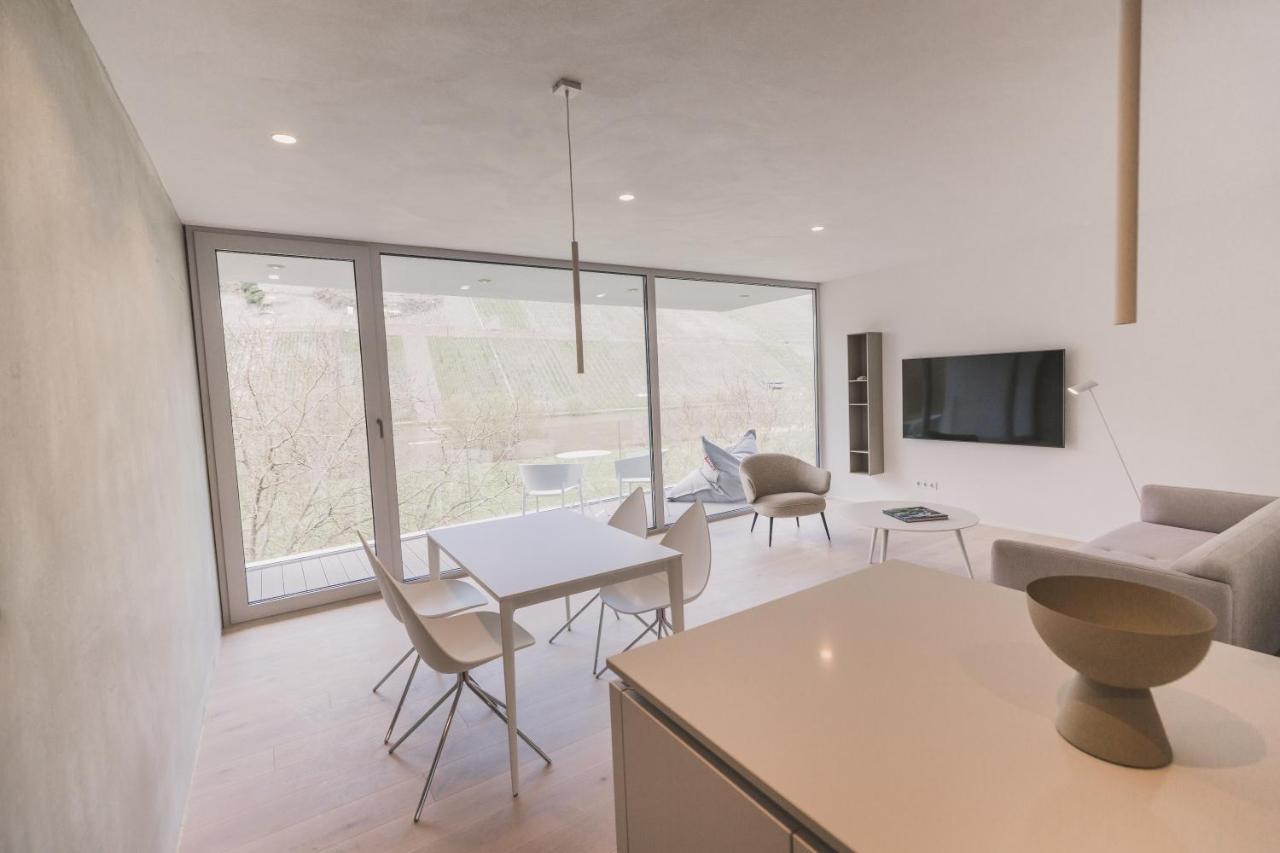 Steillage - Design Moselsuiten Mit Panoramablick Und Spa Brauneberg Bagian luar foto